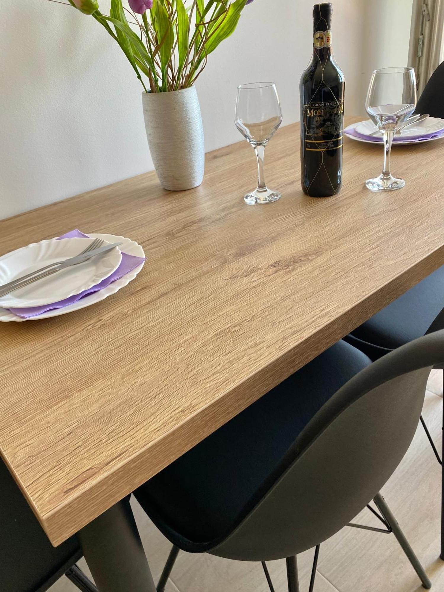 Apartament Theros *
